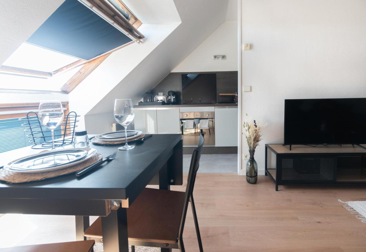 Bienvenue Chez Vous Tres Calme Et En Plein Centre Apartment Mantes-la-Jolie Luaran gambar